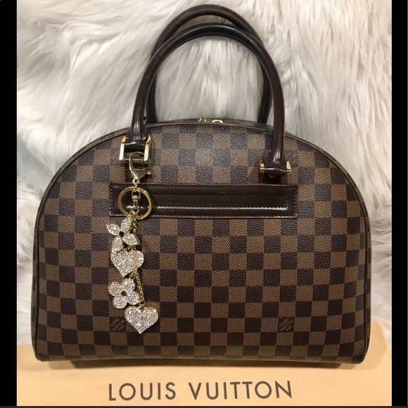 Authentic LV Nolita Damier Ebene - Picture 2 of 11